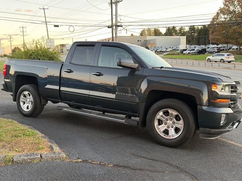 Used 2019 Chevrolet Silverado 1500 LT w/ All Star Edition image 12