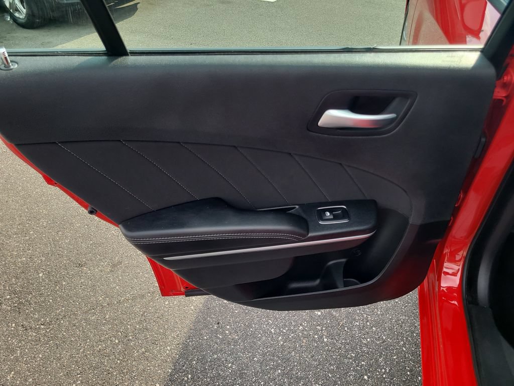 Certified 2023 Dodge Charger SXT RWD image 9