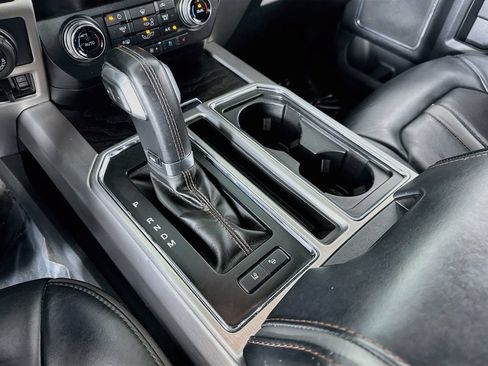 Used 2020 Ford F150 Platinum w/ Equipment Group 701A Luxury AWD/4WD image 27