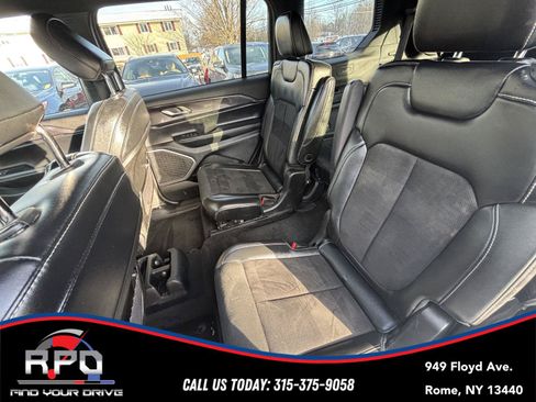 Used 2021 Jeep Grand Cherokee L Laredo AWD/4WD image 27