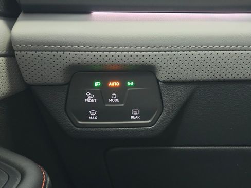 New 2026 Volkswagen Atlas Peak Edition AWD/4WD image 23
