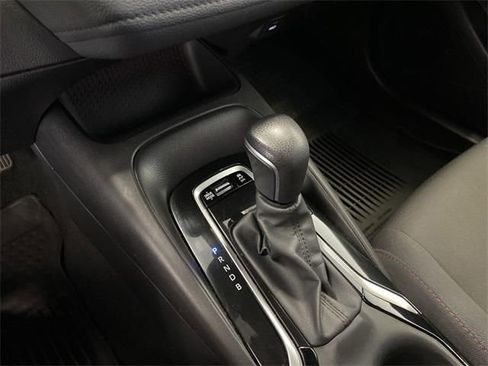 Certified 2025 Toyota Corolla SE image 29