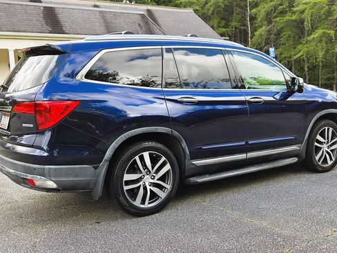 Used 2016 Honda Pilot Touring image 14
