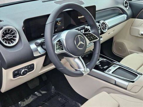 Certified 2026 Mercedes-Benz GLB 250 image 9