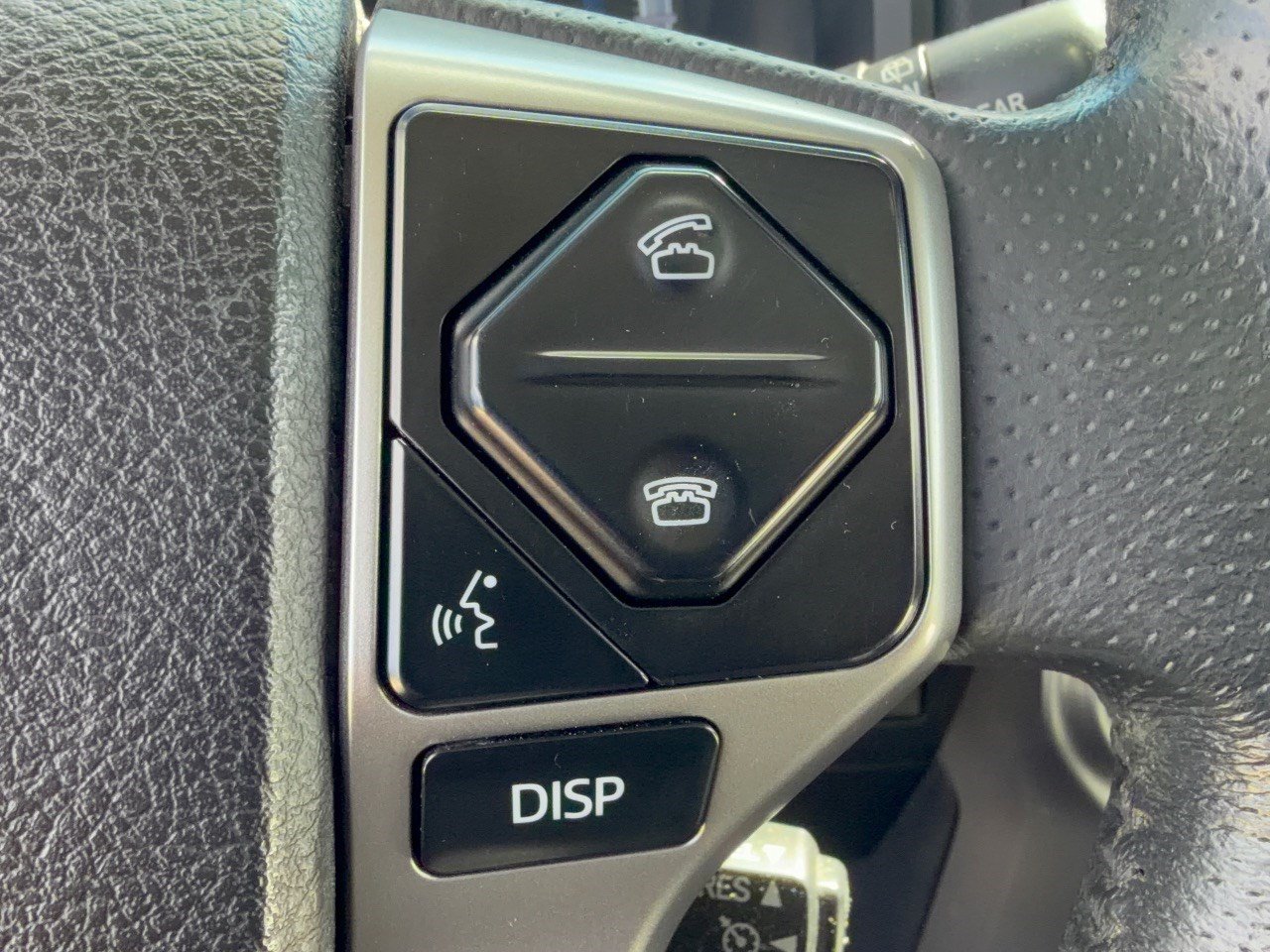 Used 2015 Toyota 4Runner SR5 Premium AWD/4WD image 19