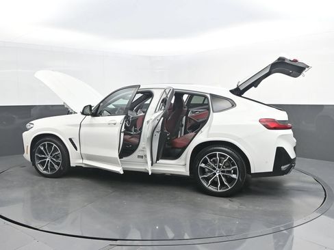 Certified 2022 BMW X4 xDrive30i w/ M Sport Package 2 AWD/4WD image 51