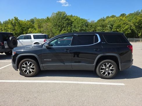 Used 2020 GMC Acadia SLE FWD image 2