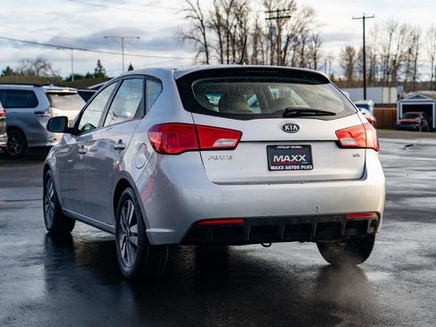 Used 2013 Kia Forte EX image 9