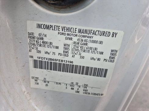 Used 2015 Ford F250 XL w/ Power Equipment Group AWD/4WD image 14