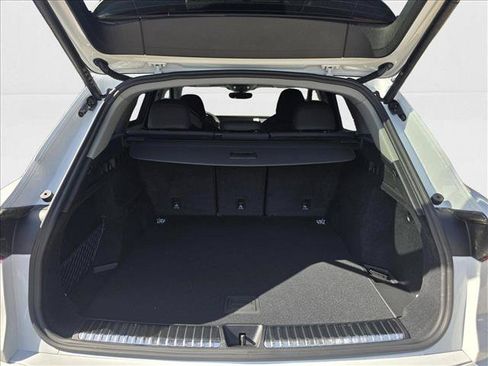 New 2025 Audi Q5 Premium w/ Premium Plus AWD/4WD image 23