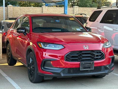 Certified 2024 Honda HR-V Sport image 3