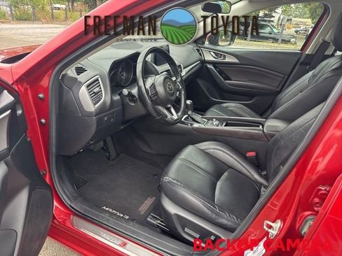 Used 2017 MAZDA MAZDA3 Touring FWD image 7