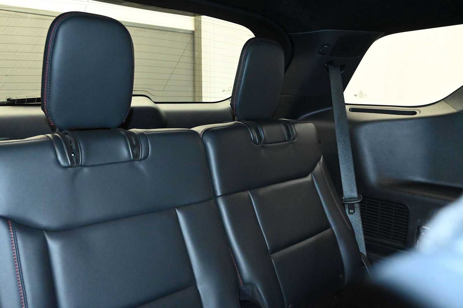 Used 2025 Ford Explorer ST-Line AWD/4WD image 30