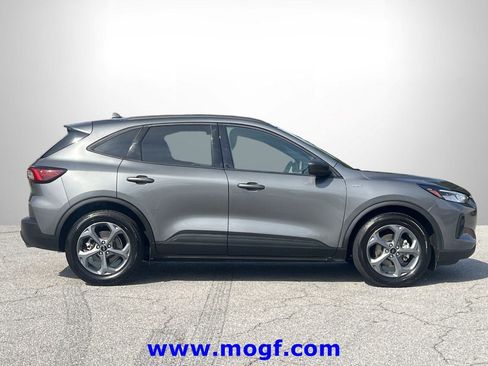 Certified 2025 Ford Escape ST-Line FWD image 25