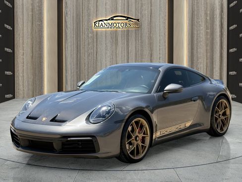 Used 2020 Porsche 911 Carrera 4 AWD/4WD image 6