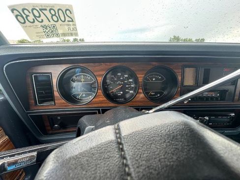 Used 1989 Dodge Ramcharger 2WD image 25