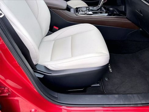 Used 2023 MAZDA CX-30 AWD 2.5 S w/ Premium Package image 36