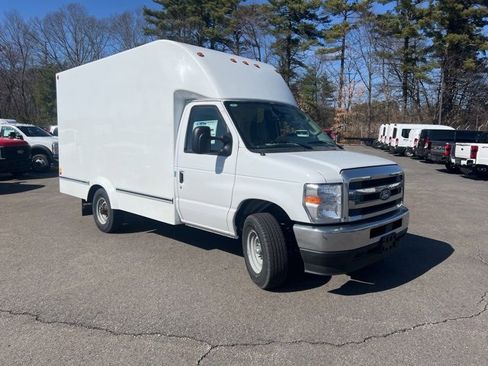 New 2026 Ford E-350 and Econoline 350 Super Duty w/ Power Equipment Group image 3