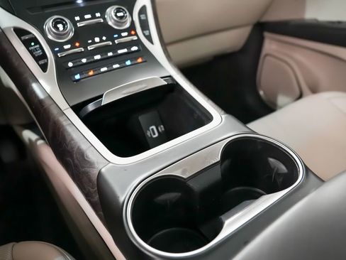 Used 2016 Lincoln MKX Reserve w/ Climate Package image 30