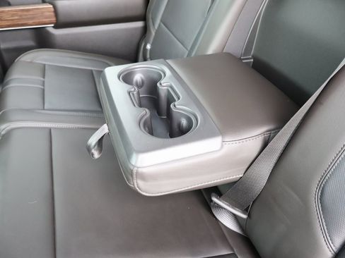 Used 2019 Chevrolet Silverado 1500 High Country w/ Z71 Off-Road Package image 29