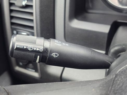 Used 2017 RAM 2500 Tradesman w/ Chrome Appearance Group image 30