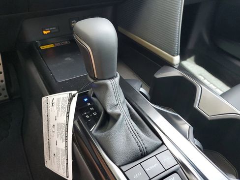 New 2025 Toyota Camry SE w/ Multimedia Upgrade Package image 22