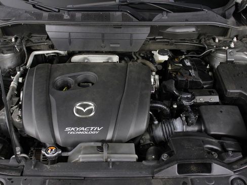Used 2018 MAZDA CX-5 Touring image 23