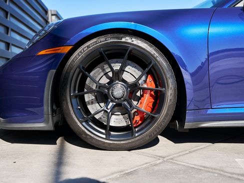 Used 2022 Porsche 911 GT3 image 3