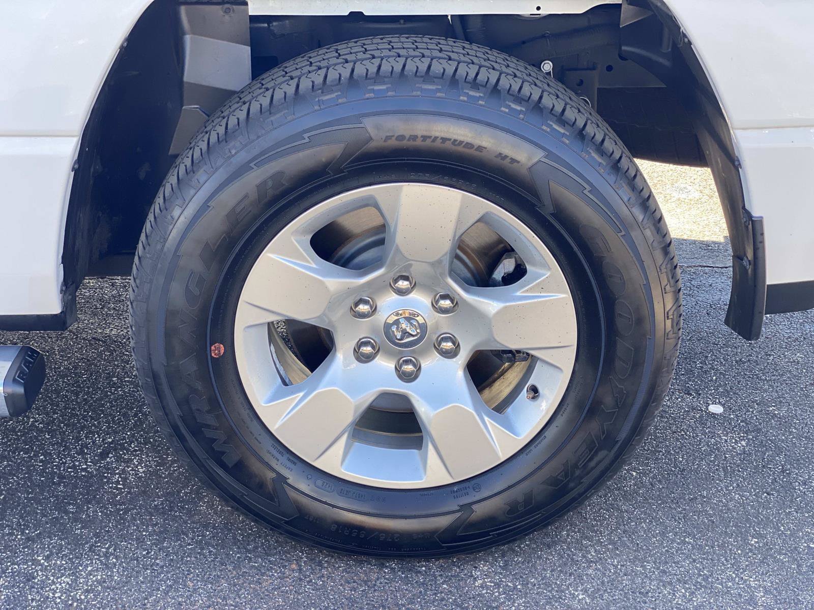 Used 2022 RAM 1500 Big Horn RWD image 16