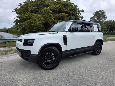 Used 2026 Land Rover Defender 110 S AWD/4WD image 1