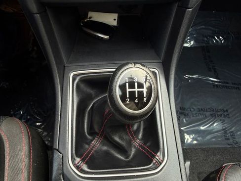 Used 2018 Subaru Impreza 2.0i Sport image 12