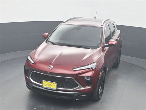 Used 2025 Buick Encore GX Sport Touring w/ Comfort Package image 21