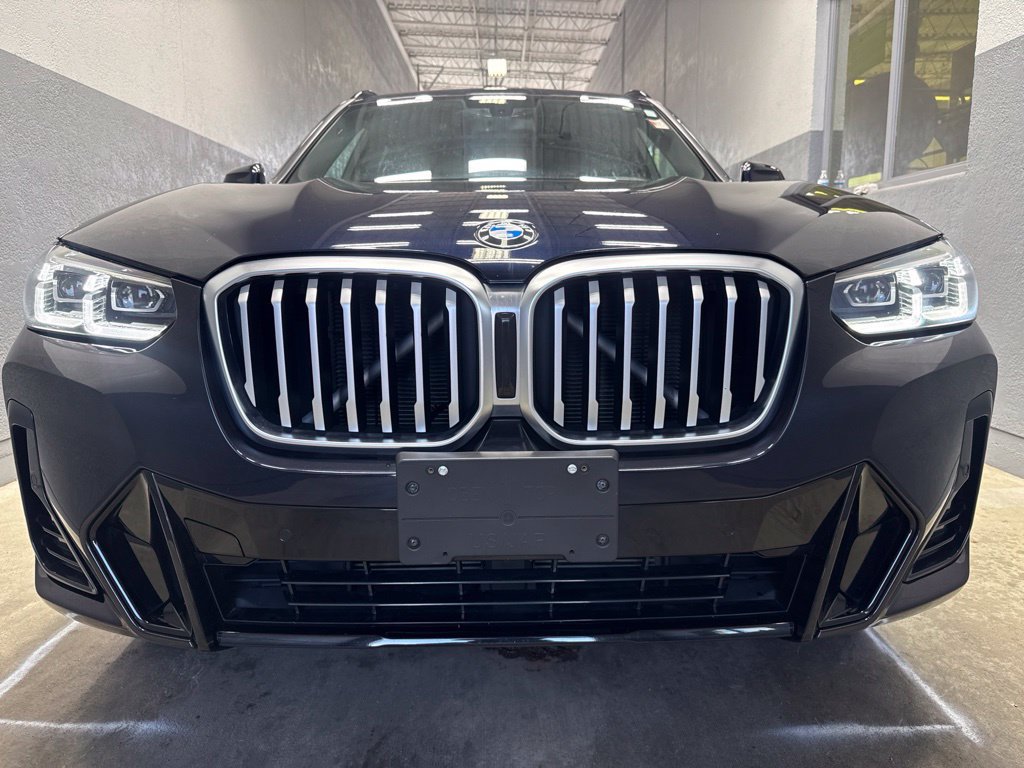 Used 2022 BMW X3 xDrive30i w/ M Sport Package AWD/4WD image 4
