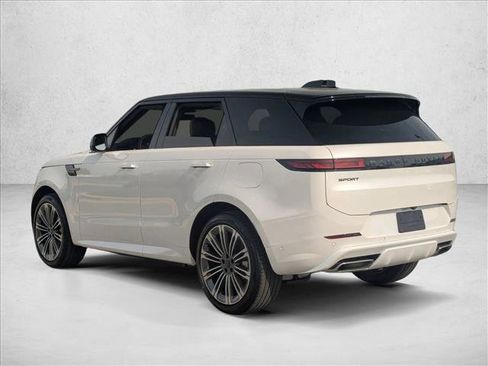 New 2026 Land Rover Range Rover Sport Dynamic SE AWD/4WD image 9