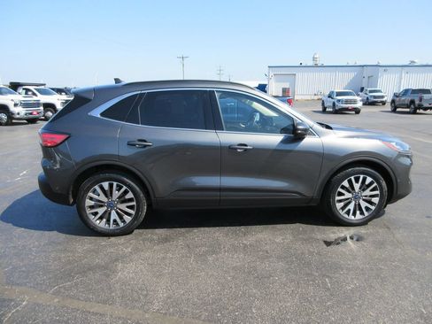 Used 2020 Ford Escape Titanium AWD/4WD image 2