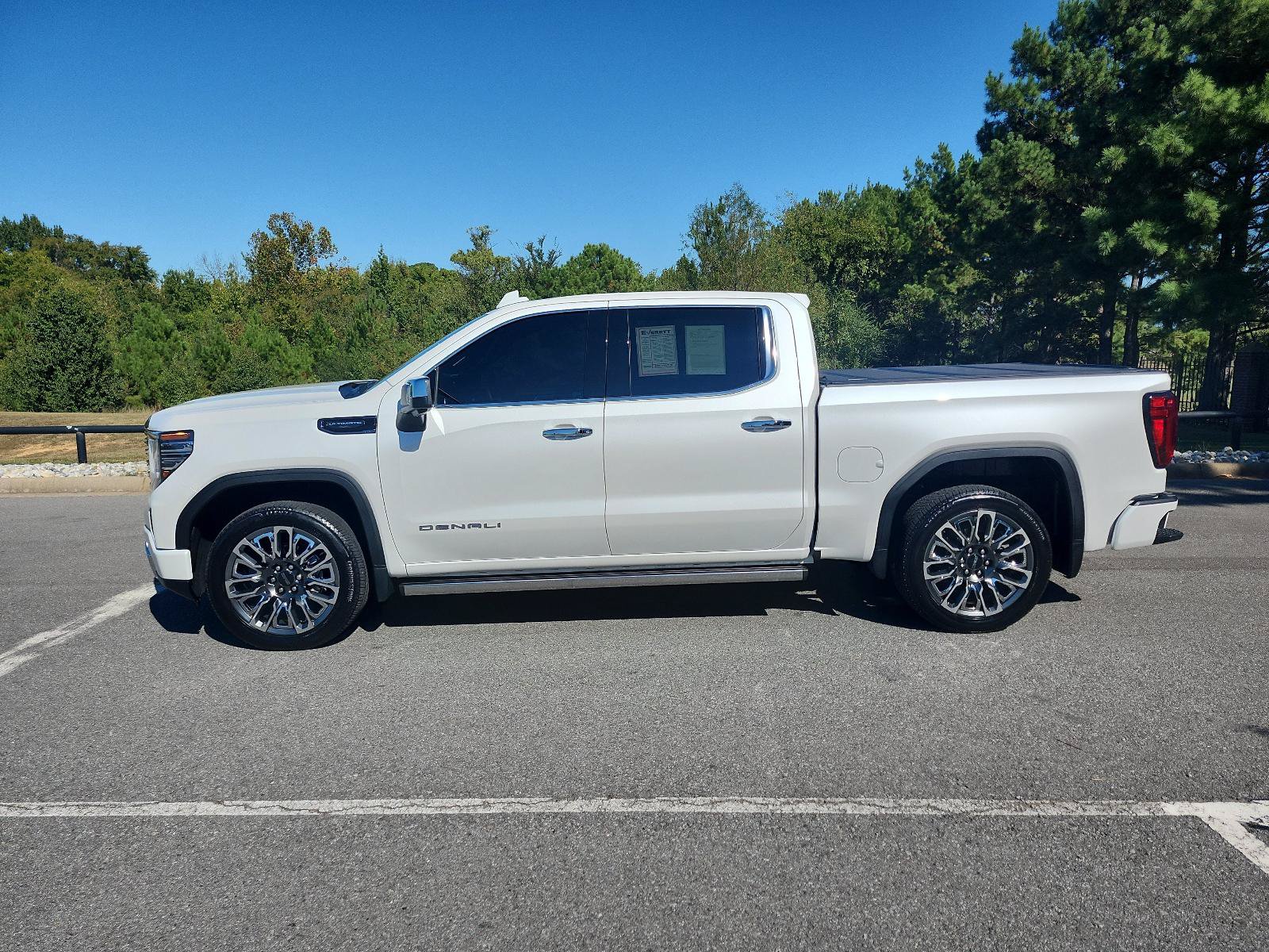 Certified 2024 GMC Sierra 1500 Denali Ultimate AWD/4WD image 2