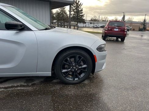 Used 2020 Dodge Charger SXT w/ Blacktop Package AWD/4WD image 13