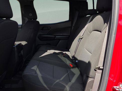 New 2026 Chevrolet Colorado Trail Boss AWD/4WD image 10