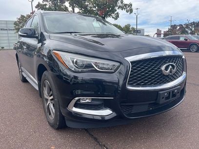 Used 2019 INFINITI QX60 Luxe w/ Essential Package