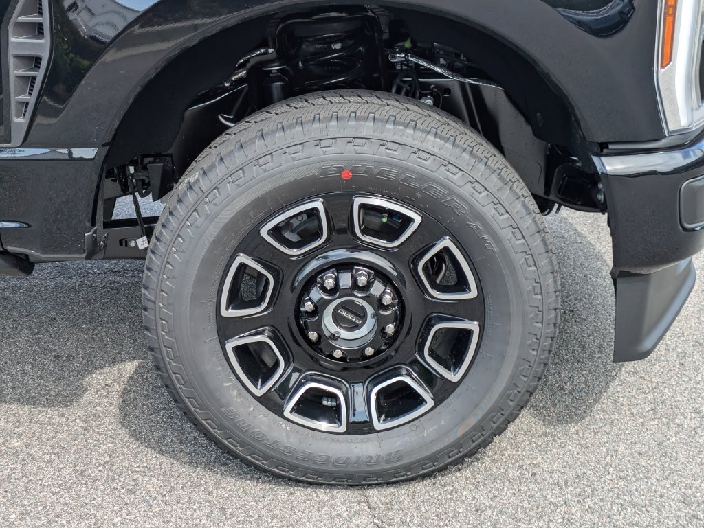 New 2026 Ford F250 Platinum AWD/4WD image 11
