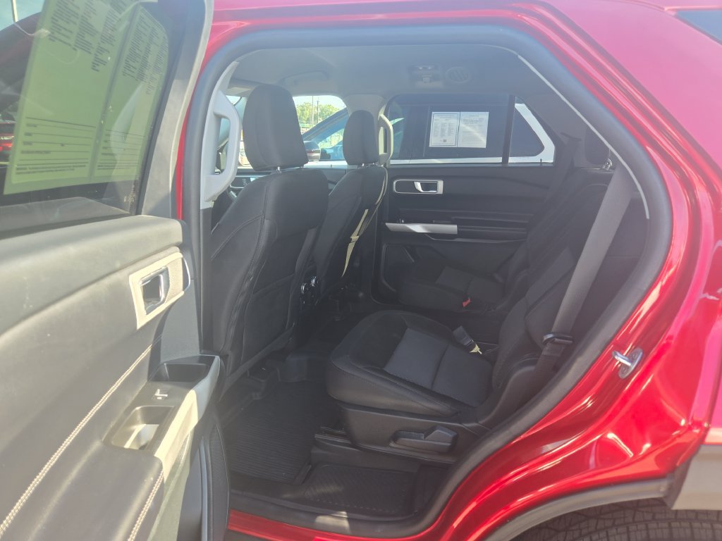 Used 2022 Ford Explorer XLT AWD/4WD image 8