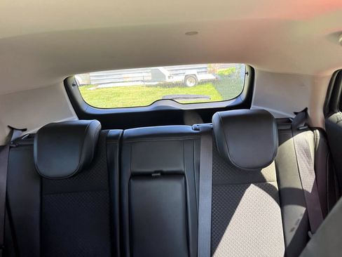 Used 2019 Buick Encore Preferred AWD/4WD image 25
