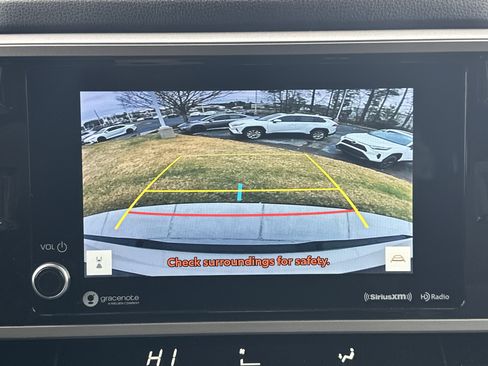 Used 2022 Toyota Tundra SR5 w/ SR5 Convenience Package image 25