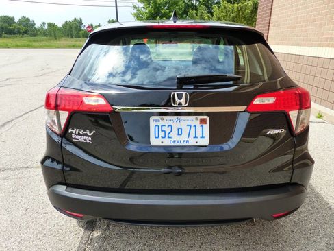 Used 2021 Honda HR-V LX image 8