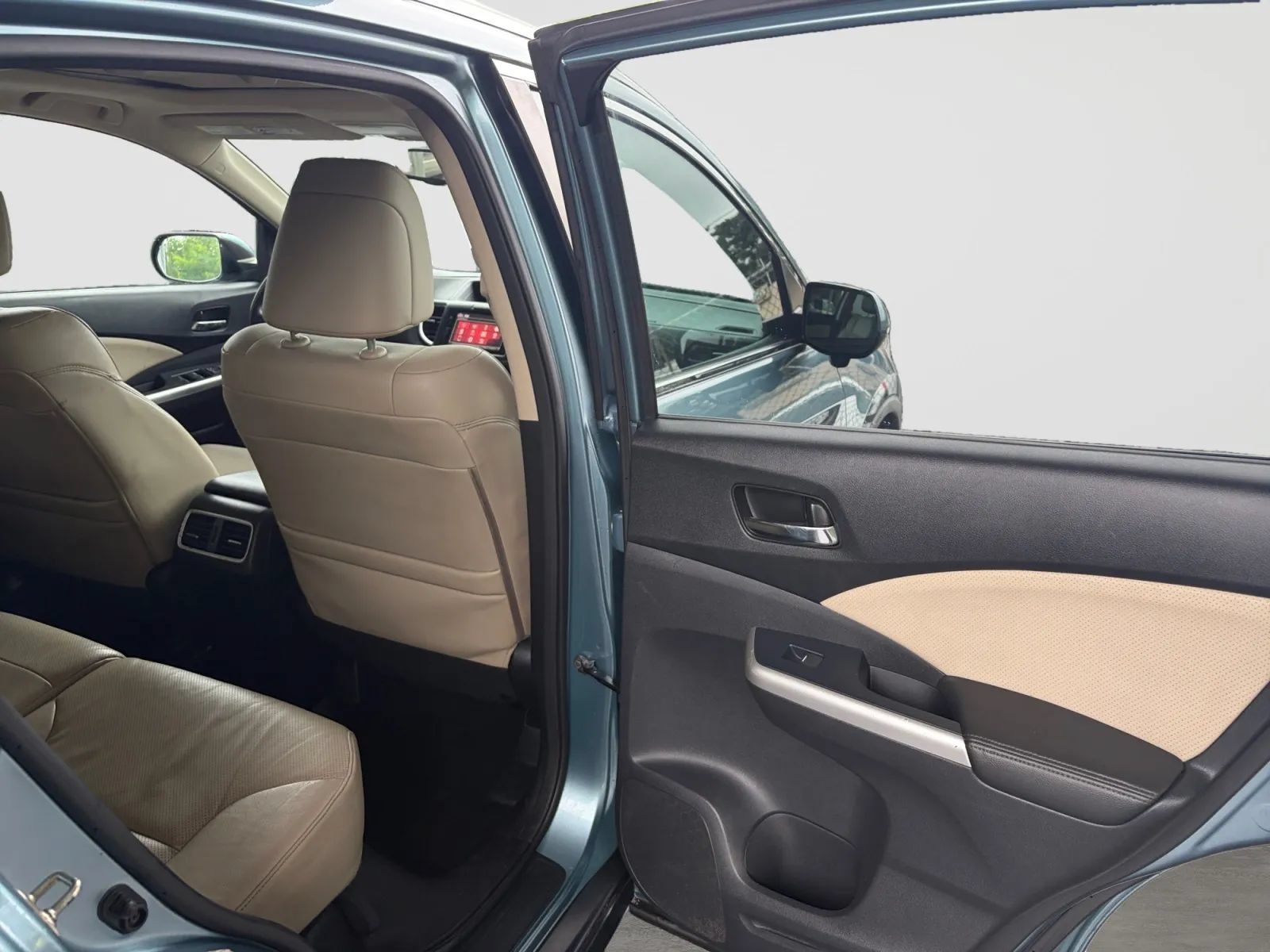 Used 2015 Honda CR-V EX-L image 17