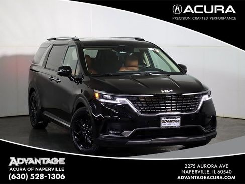 Used 2023 Kia Carnival SX image 1