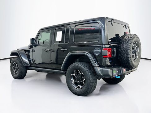 Used 2023 Jeep Wrangler Unlimited Rubicon 4xe w/ Cold Weather Group AWD/4WD image 5