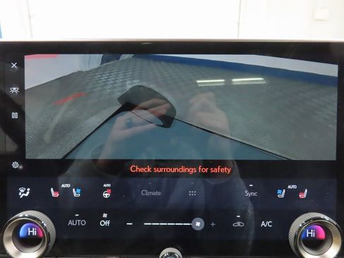 Used 2025 Lexus NX 300h AWD w/ Luxury Package image 18