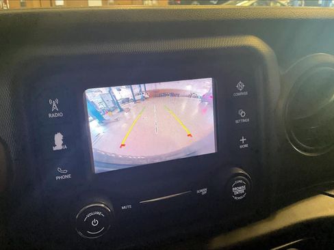 Used 2020 Jeep Wrangler Sport image 25