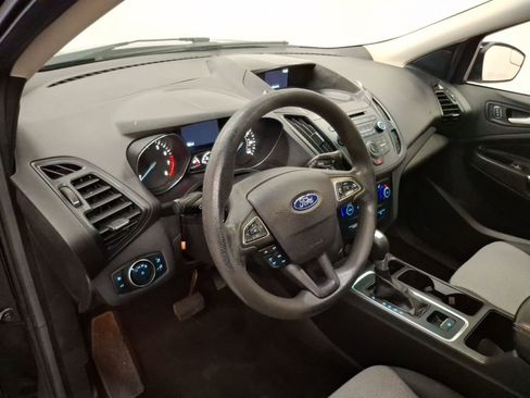 Used 2017 Ford Escape SE image 16